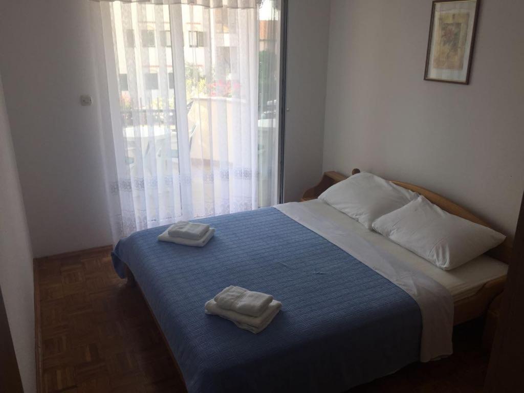 Apartmani Ana Malinska Bagian luar foto