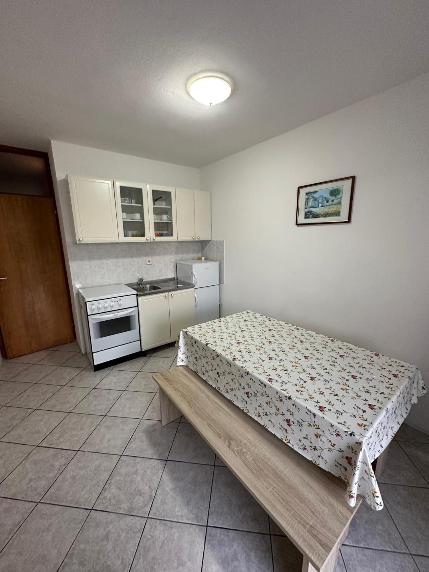Apartmani Ana Malinska Bagian luar foto
